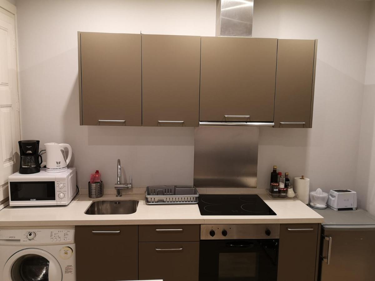 Aparteasy - Gracia Apartments バルセロナ エクステリア 写真