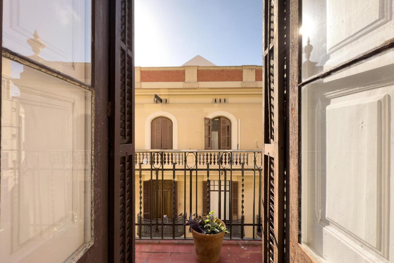 Aparteasy - Gracia Apartments バルセロナ エクステリア 写真