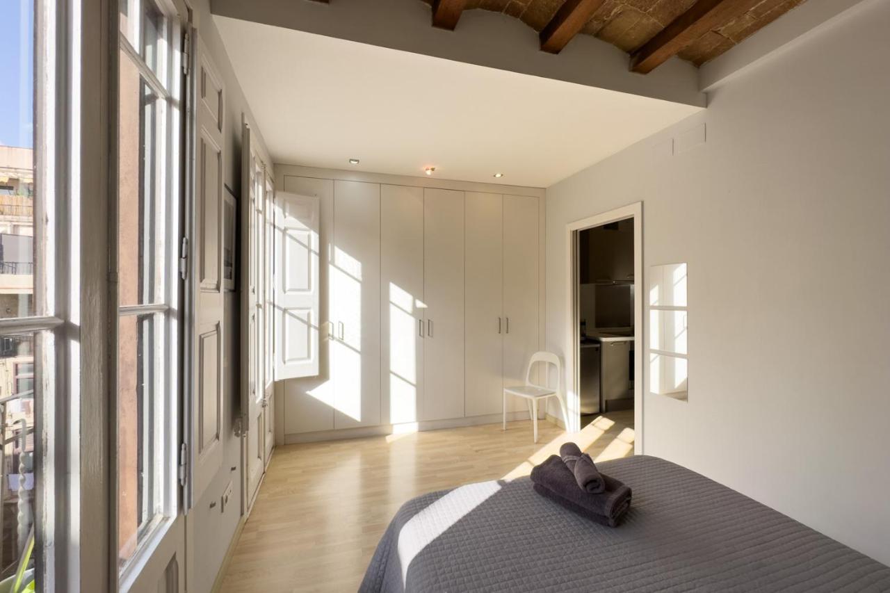 Aparteasy - Gracia Apartments バルセロナ エクステリア 写真