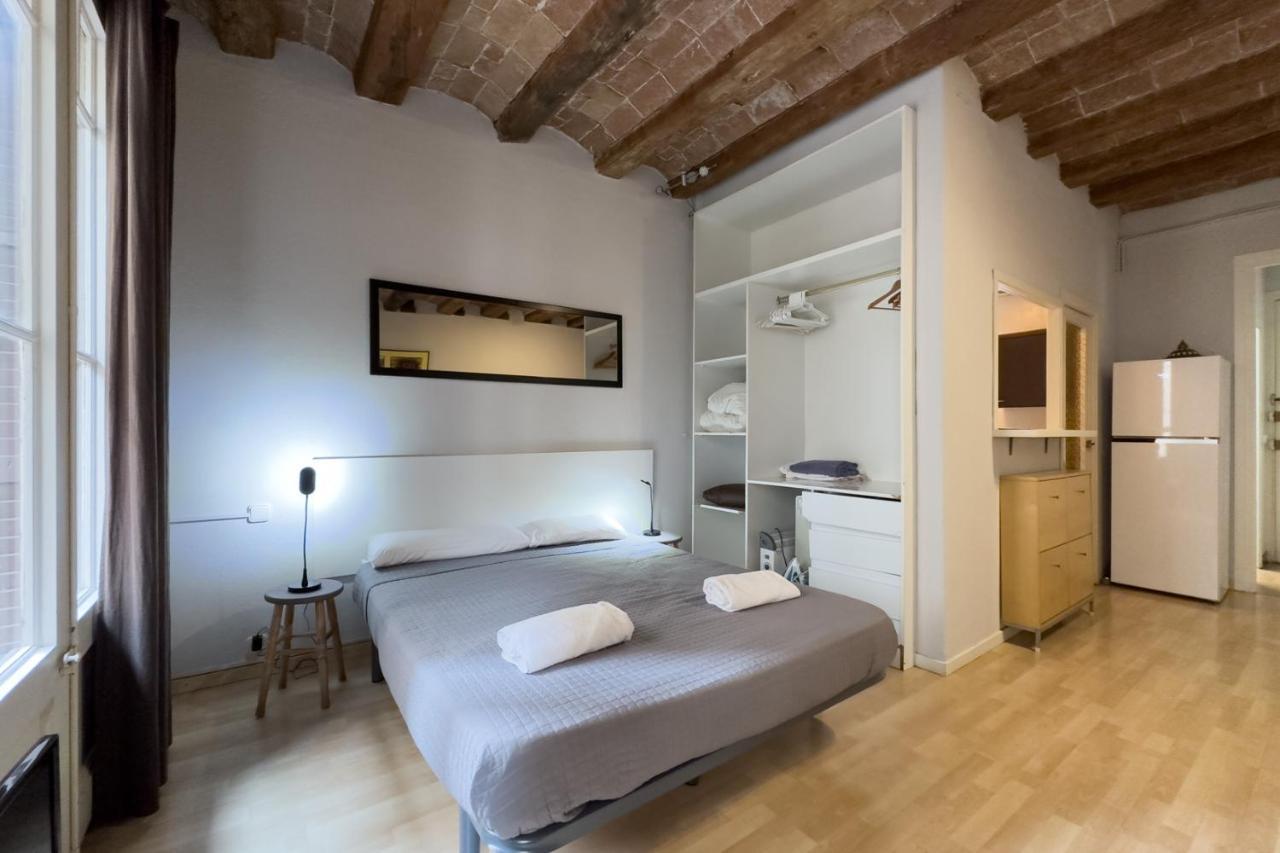 Aparteasy - Gracia Apartments バルセロナ エクステリア 写真