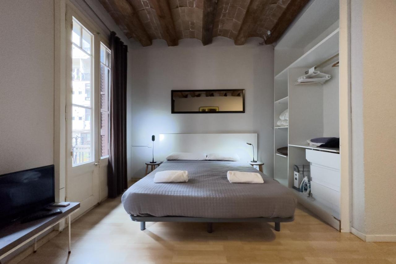 Aparteasy - Gracia Apartments バルセロナ エクステリア 写真