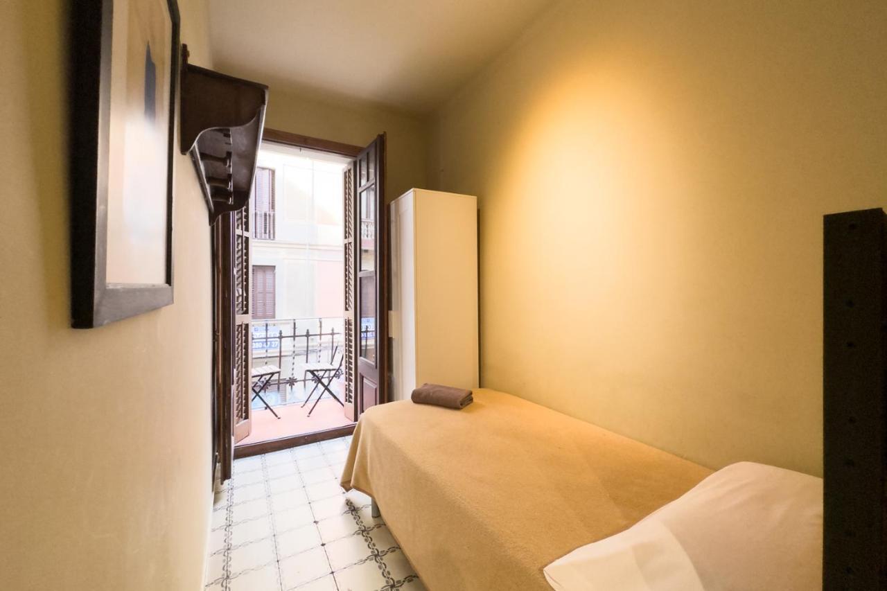 Aparteasy - Gracia Apartments バルセロナ エクステリア 写真