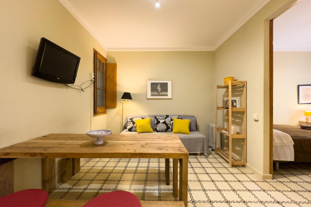 Aparteasy - Gracia Apartments バルセロナ エクステリア 写真