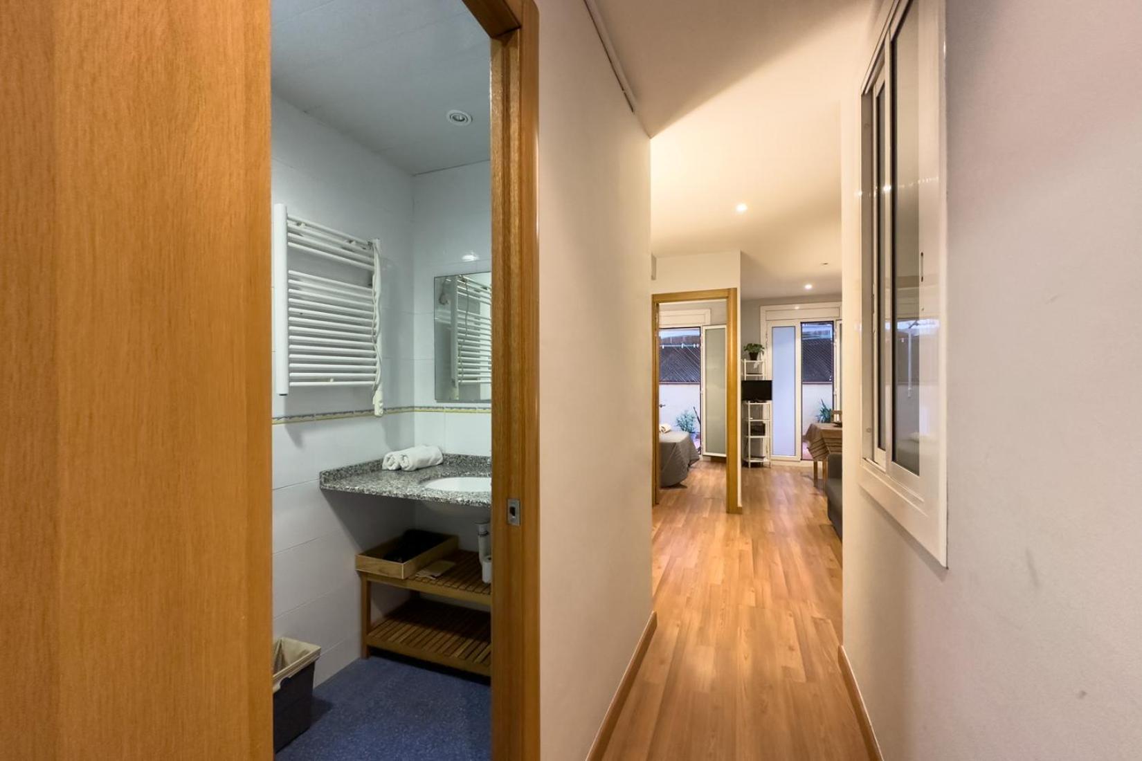 Aparteasy - Gracia Apartments バルセロナ エクステリア 写真
